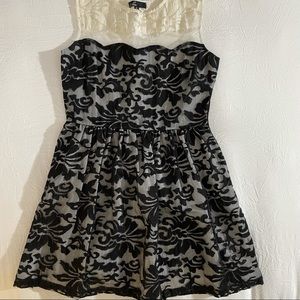 Black and White Lace Party Dress